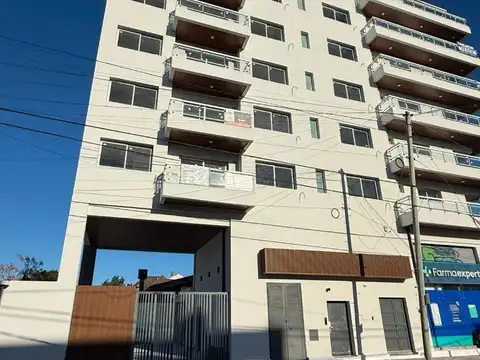 Calle 14 Esquina 141 , Piso 1