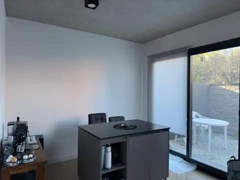 Departamento en Alquiler con 1 cocheras