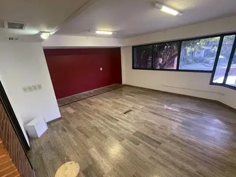 VENTA OFICINA 4 AMBIENTES EN SAN ISIDRO