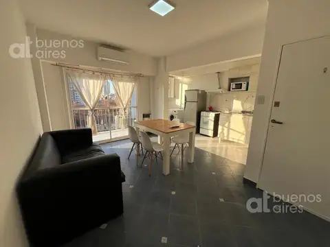 Departamento 3 Ambientes con balcón en San Telmo en Alquiler temporal