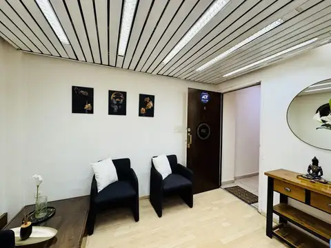 Oportunidad / Oficina 6 Ambientes/ Sala de Reuniones/ Perfectas Condiciones.