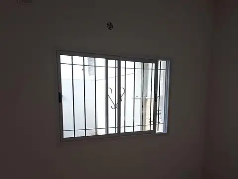 PH Interno de 3 Ambientes con Patio - S.Justo (Ctro)