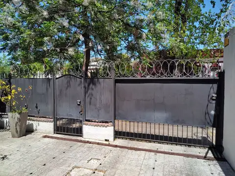 Casa en Alquiler en Prado , USD 1.400