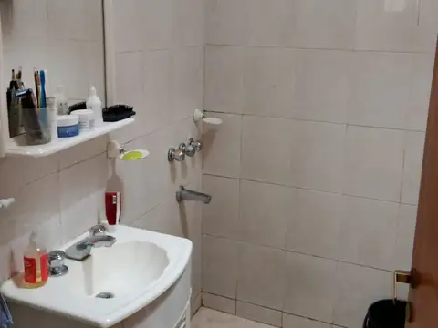 Depto Tipo Casa 2 ambientes con 1 baño