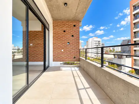 Departamento de 1 dormitorio con cochera en venta en La Plata sobre Calle 59 [Cod: ]