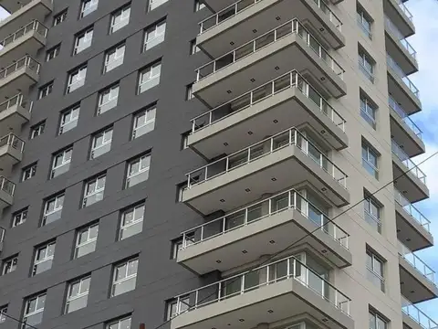 Departamento en Alquiler en Berazategui, USD 650