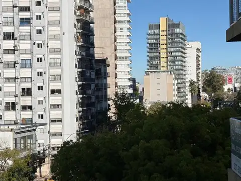 Departamento en Venta en Olivos Vias/Rio, USD 120.000