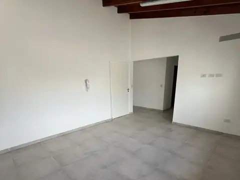Depto Tipo Casa en Alquiler de 2 ambientes