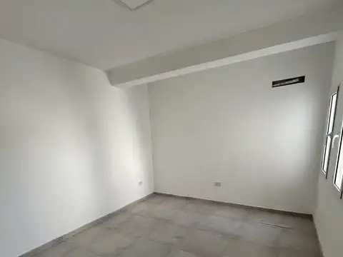 Depto Tipo Casa en Alquiler de 1 dormitorio