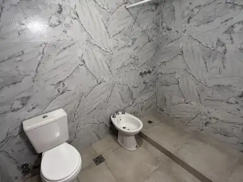 Depto Tipo Casa 2 ambientes con 1 baño