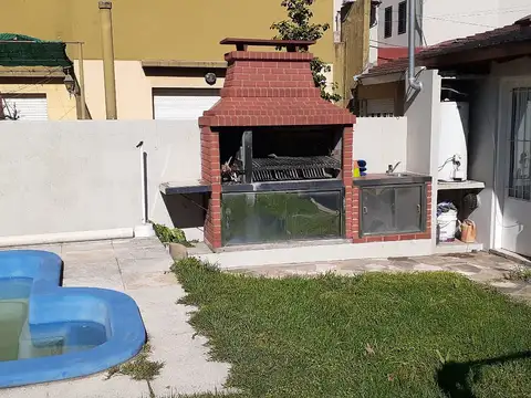 Casa en Alquiler en Ramos Mejía, $ 2.290.000
