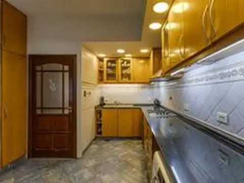Depto Tipo Casa en Venta con 1 cocheras