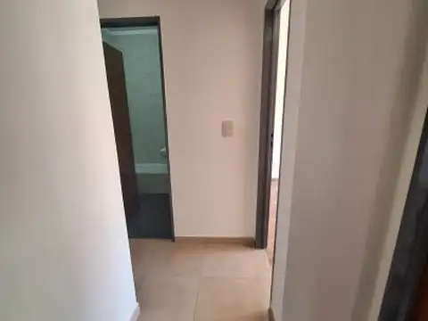 Depto Tipo Casa en Alquiler en Ramos Mejia, $ 600.000