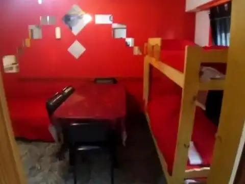 Venta monoambiente en calle 4 entre 34 y 35 de santa teresita. Zona centro