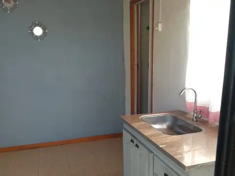 Casa 2 ambientes con 1 baño