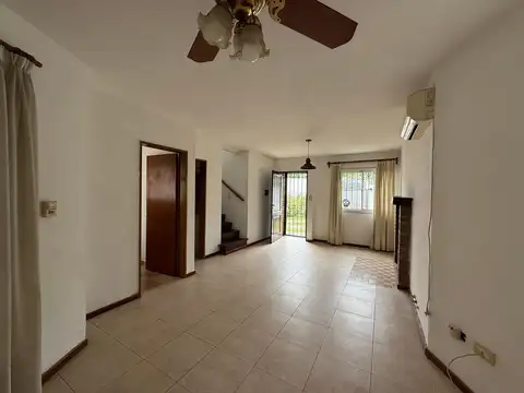 Casa en Alquiler en Los Boulevares, $ 850.000