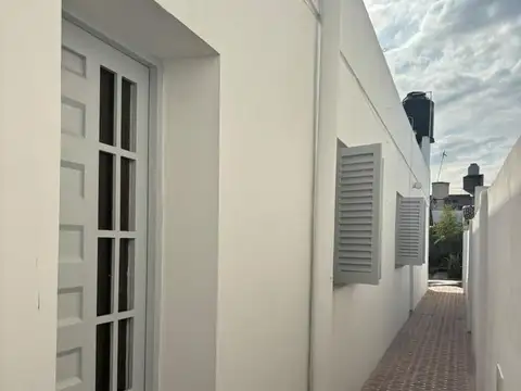 Depto Tipo Casa en Venta en Morón Sur, USD 69.000
