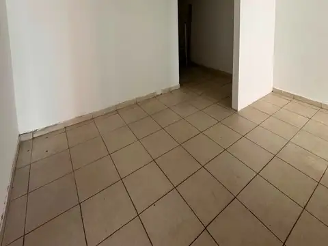 Local en Alquiler en Corrientes, $ 800.000