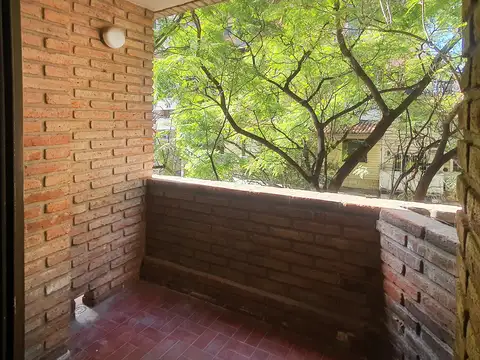 Obispo Oro 300, Piso 2