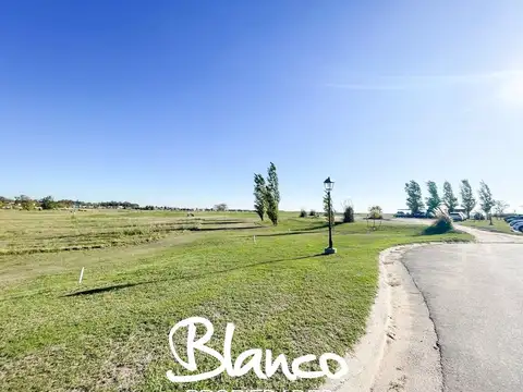 Terreno en Venta en San Sebastian, USD 27.000