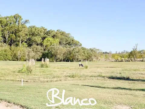 Terreno en Venta en San Sebastian, USD 27.000