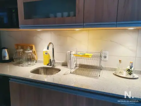 Casa en Alquiler Temporal en Playa Mansa, USD 5.800