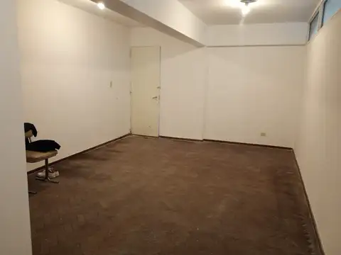 Local en Alquiler en Centro, $ 600.000