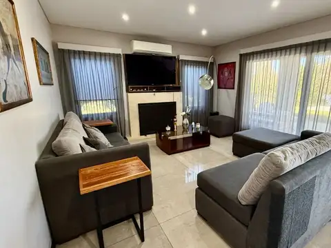 ALQUILER CASA 7 AMB A LA LAGUNA NORDELTA ALISOS
