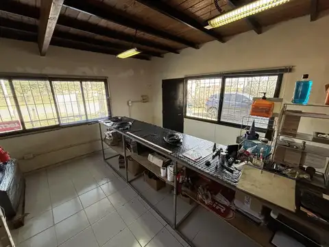 Galpon en Venta 19  mts Frente