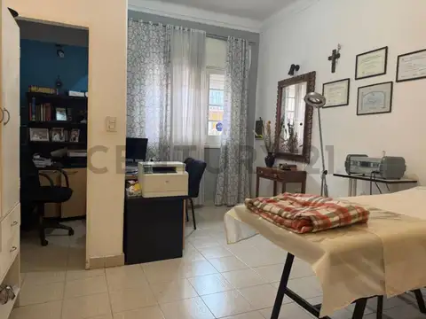 AMPLIA Casa CENTRICA, con detalles exclusivos en la CIUDAD DE RIO CUARTO, CORDOBA.