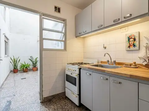 Venta Departamento 2 Ambientes con Patio en Boedo