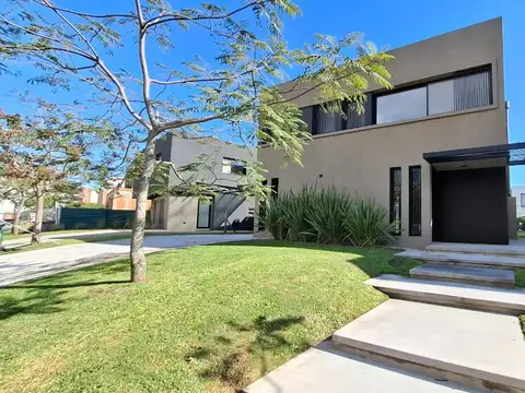 Los Castaños Nordelta 300