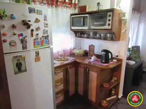 Casa 7 ambientes con 1 baño