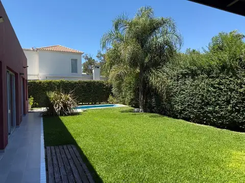 Casa en Venta en Altos Del Barranco, USD 298.000