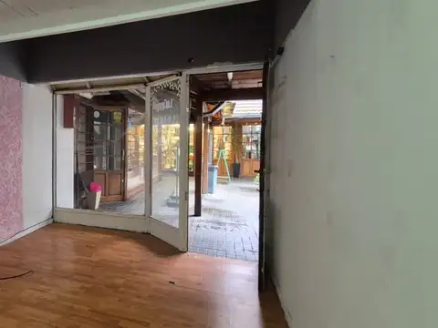 Local en Alquiler en Caseros, $ 450.000