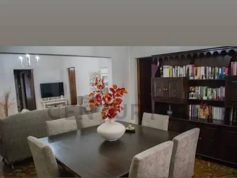 VENTA EN BLOKE OPORTINIDAD VILLA LUZURIAGA IDEAL CONSTRUCTOR O BIEN QUIERN QUIERA VIVIR DE RENTAS CO