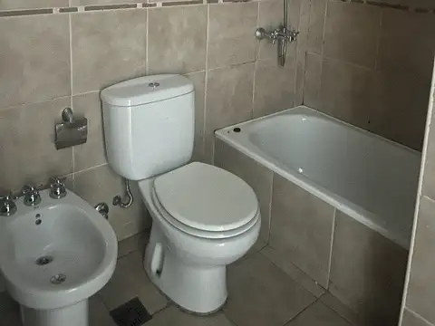 DEPARTAMENTO MONO AMBIENTE IMPECABLE UBICADO EN UNA ZONA PRIVILEGIADA CERCA DE FACULTADES,