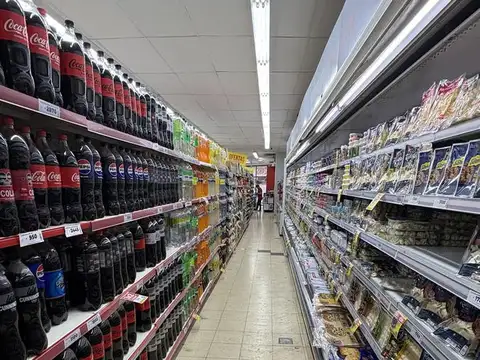 Local en VENTA en Avellaneda esquina Granaderos - Flores
