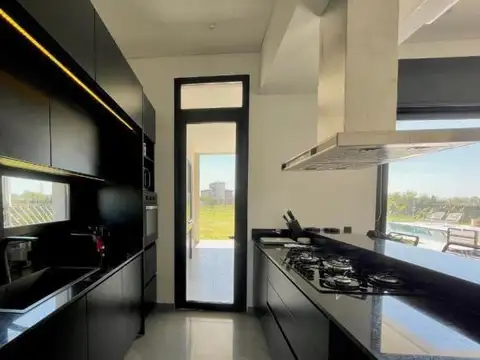 Casa en Venta al Noreste