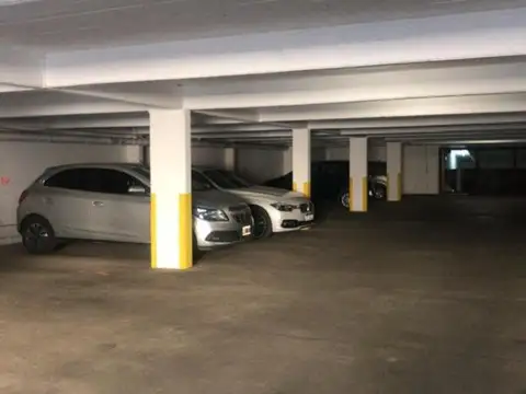 Cochera en Venta Fija