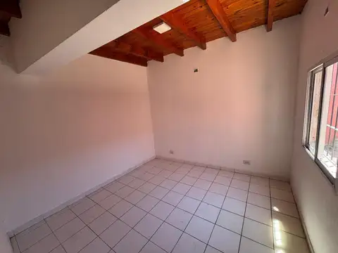 Departamento en Alquiler en Las Heras, $ 550.000