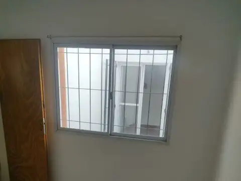 OPORTUNIDAD PH 6 ambientes Reciclado, Ramos mejia Escucha of