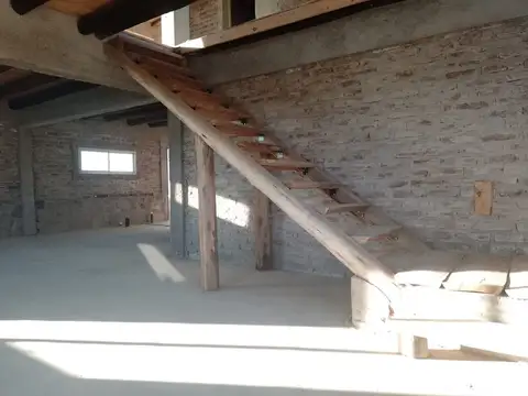 VENTA CASA EN CONSTRUCCION, LUJAN DE CUYO