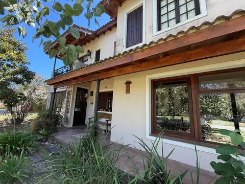 Casa  en Venta en Cube, Escobar, G.B.A. Zona Norte