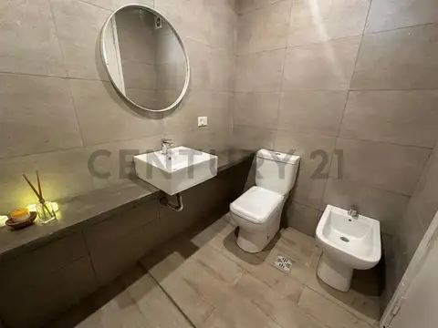 Arenales 2400, Piso 0