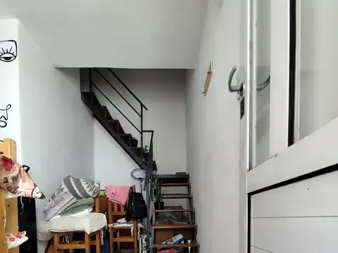 Depto Tipo Casa 2 ambientes con 1 baño