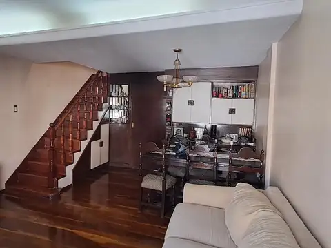 Depto Tipo Casa en Venta 34 años