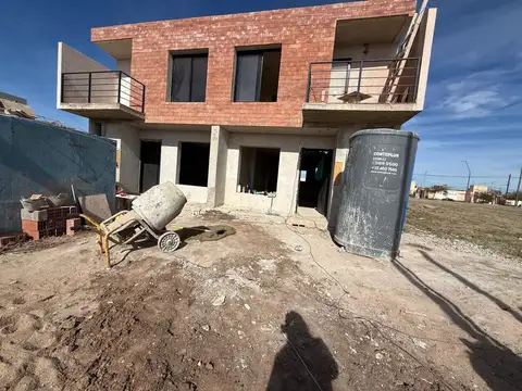 VENTA DUPLEX 3 DOR CUESTA DE MANANTIALES II