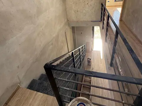 Depto Tipo Casa en Venta con 1 cocheras