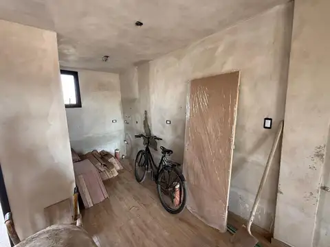 Depto Tipo Casa en Venta de 5 ambientes